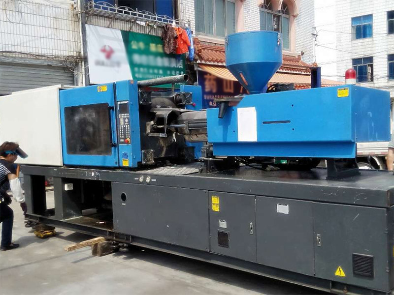 二手注塑機(jī)在注塑過程中更需要注意